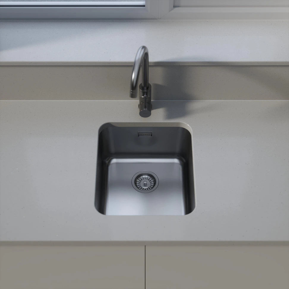 UKinox D 340/R50 Single Bowl Polished Stainless Steel Undermount kitchen sink