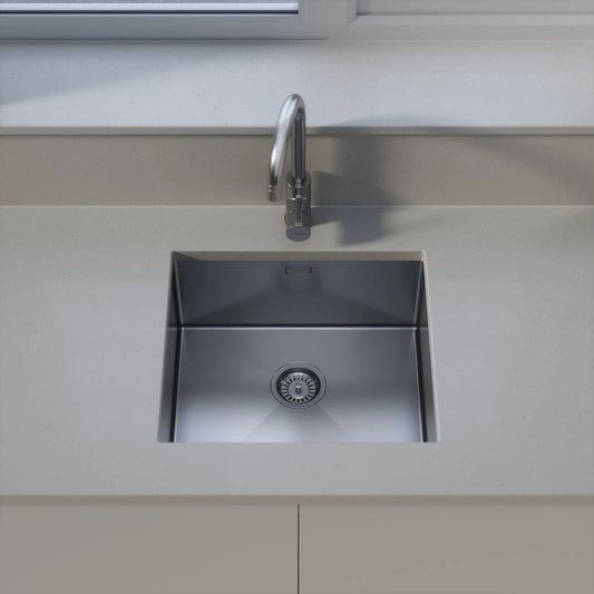 UKinox TNL 450 Polished 1 Bowl Handmade SS Undermount/Inset kitchen sink